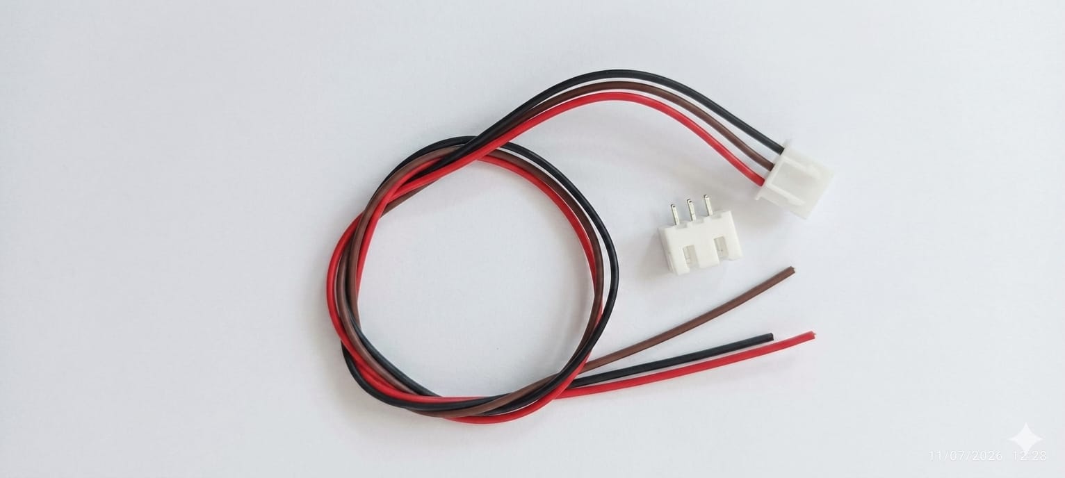 3 Pin JST-XH 2515 Female Connector with wire 25cm - 2.54mm Pitch (1 Pc)